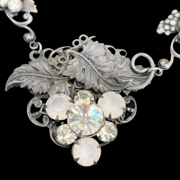 Vintage Banana Bob grape theme ox silver matte-sparkling crystals fluted link - Picture 4 of 9